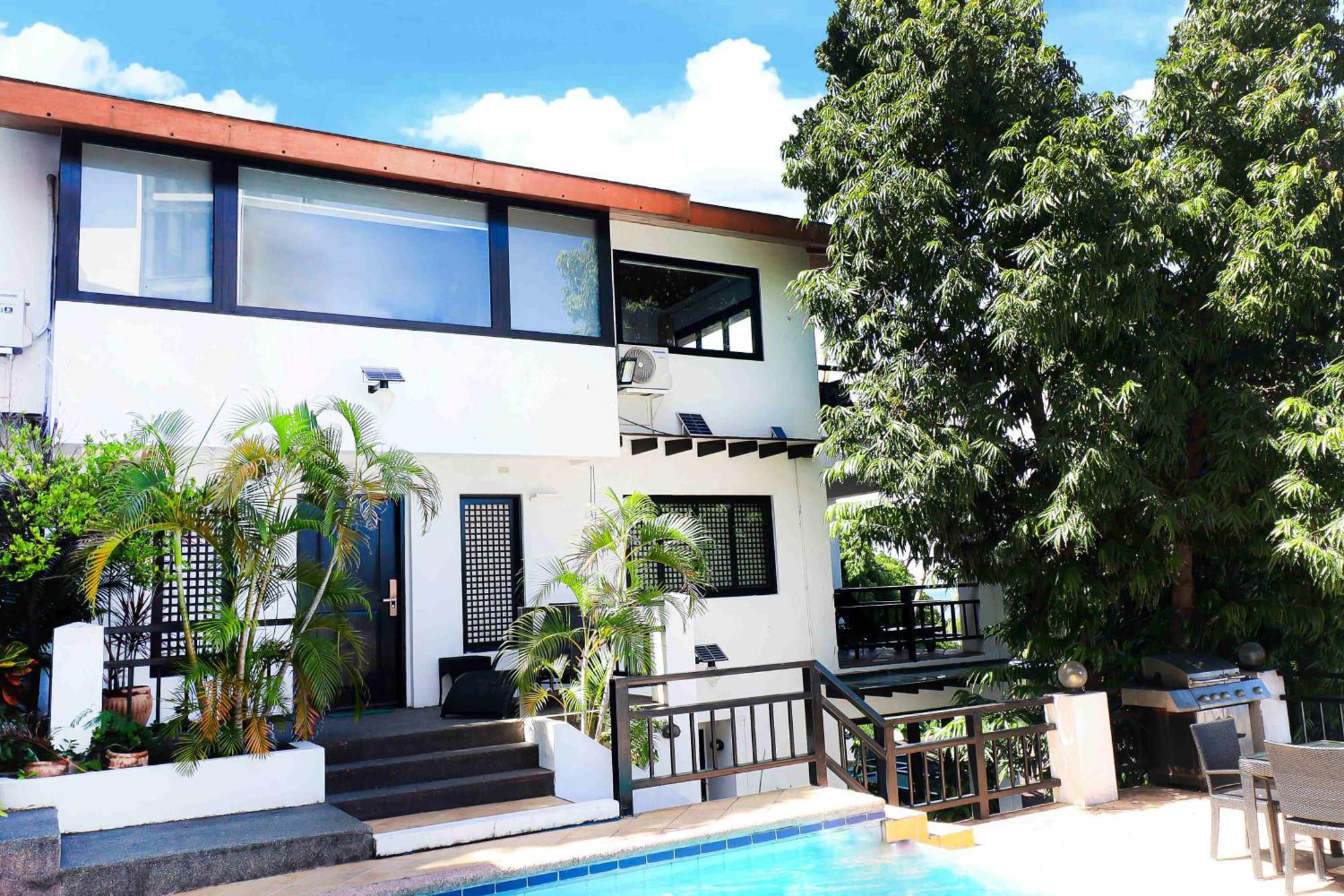 Out Of The Blue Resort Puerto Galera Kamer foto